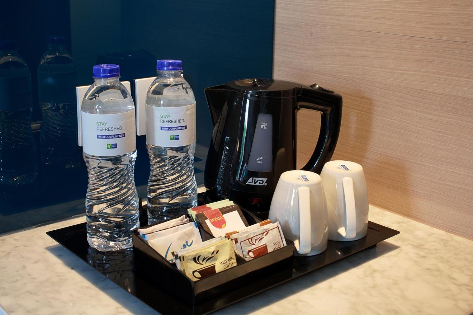 Holiday Inn Express Jakarta Wahid Hasyim By Ihg Zewnętrze zdjęcie