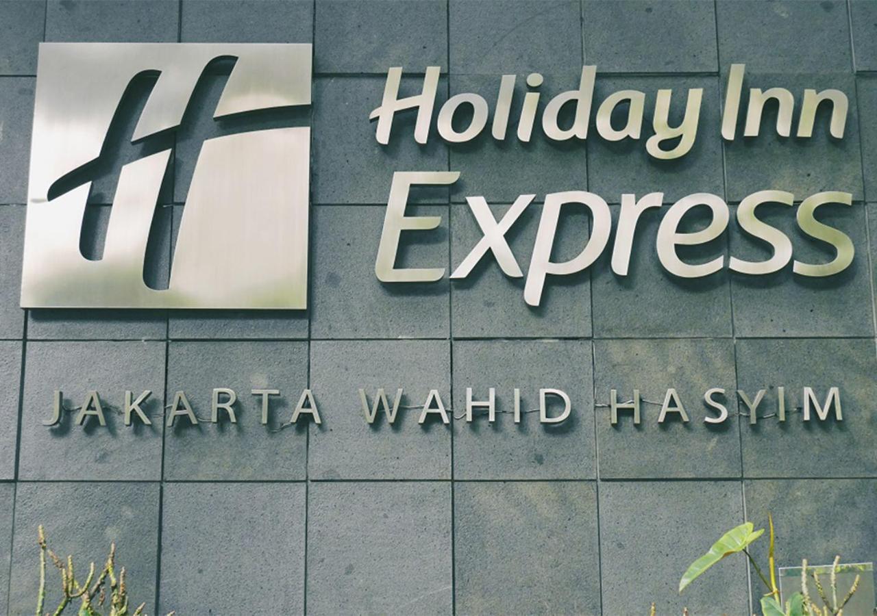 Holiday Inn Express Jakarta Wahid Hasyim By Ihg Zewnętrze zdjęcie
