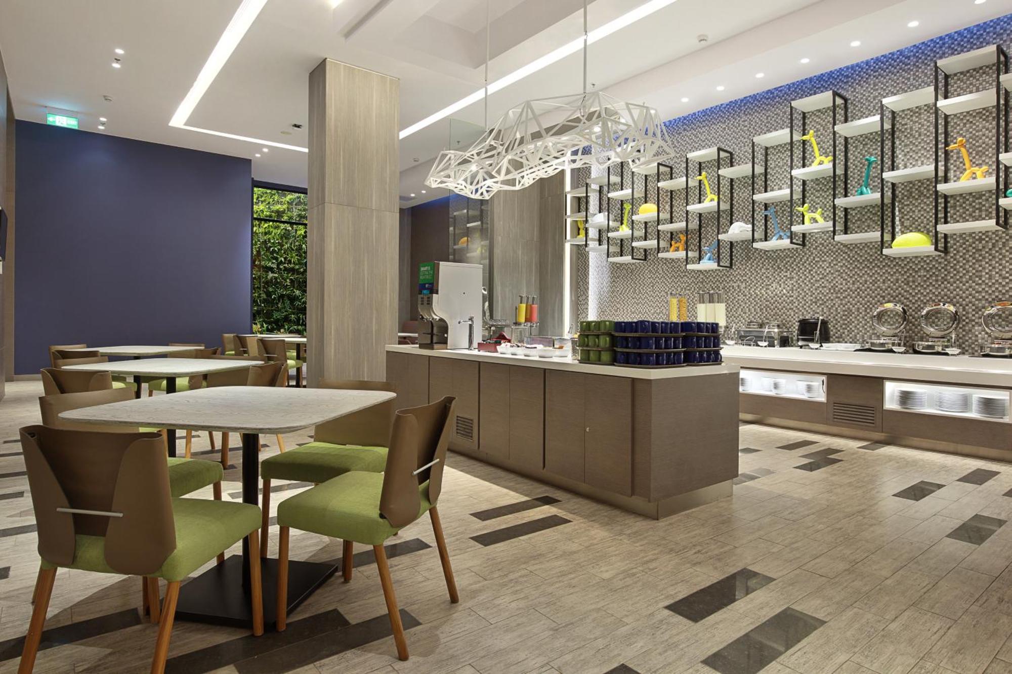 Holiday Inn Express Jakarta Wahid Hasyim By Ihg Zewnętrze zdjęcie