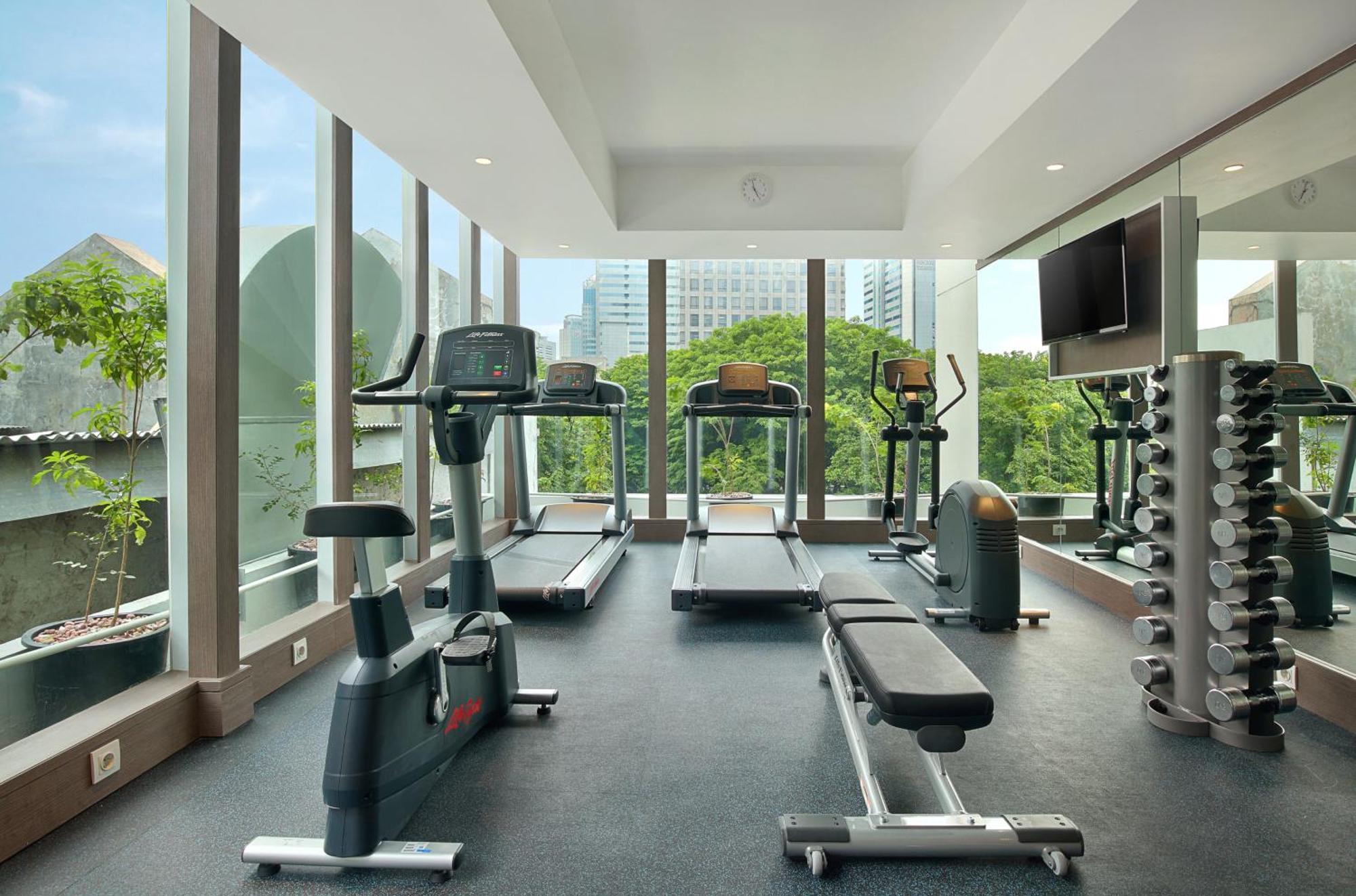 Holiday Inn Express Jakarta Wahid Hasyim By Ihg Zewnętrze zdjęcie