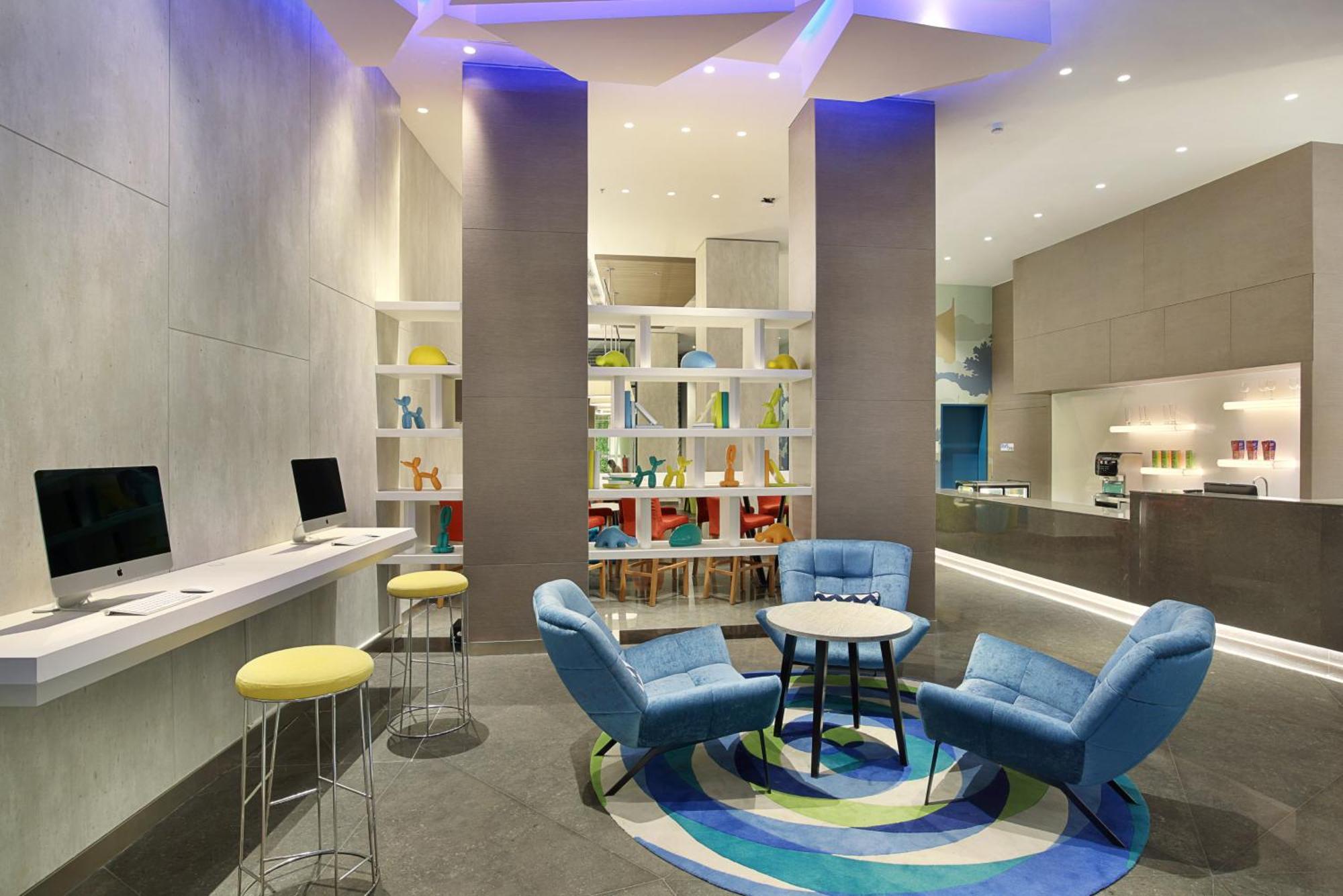 Holiday Inn Express Jakarta Wahid Hasyim By Ihg Zewnętrze zdjęcie
