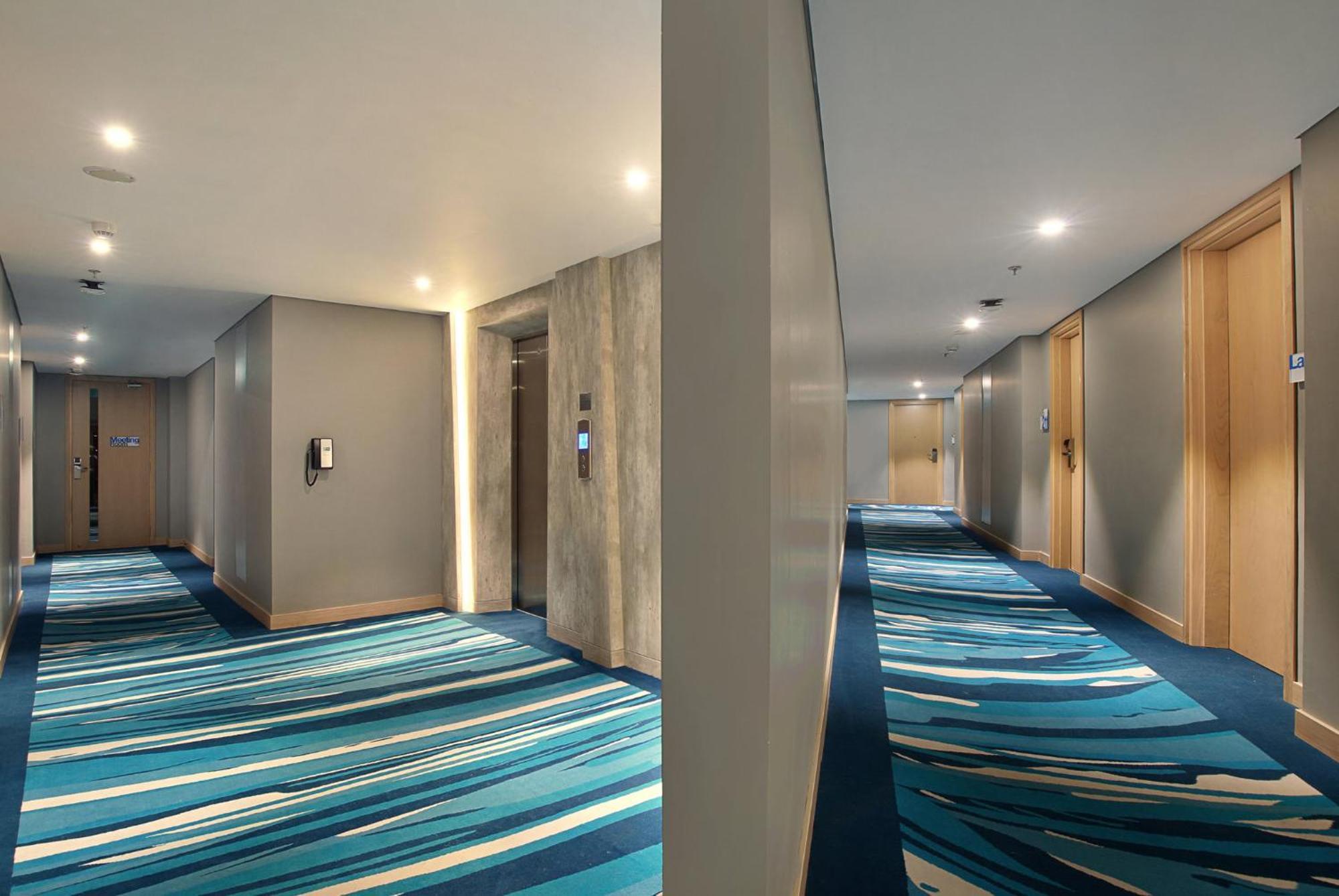 Holiday Inn Express Jakarta Wahid Hasyim By Ihg Zewnętrze zdjęcie