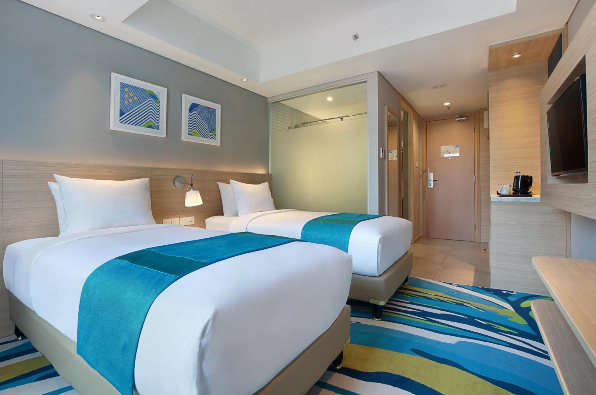 Holiday Inn Express Jakarta Wahid Hasyim By Ihg Zewnętrze zdjęcie