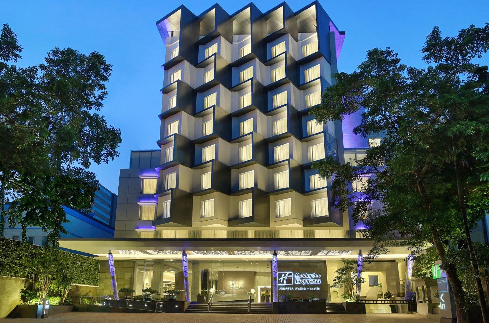 Holiday Inn Express Jakarta Wahid Hasyim By Ihg Zewnętrze zdjęcie