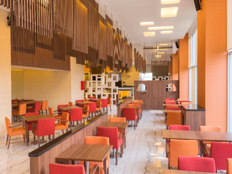 Holiday Inn Express Jakarta Wahid Hasyim By Ihg Zewnętrze zdjęcie